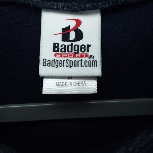 Badger Sport Roll Dogs Graphic Print 3 Pocket Hooded Sweatshirt Men's Medium - Picture 11 of 14